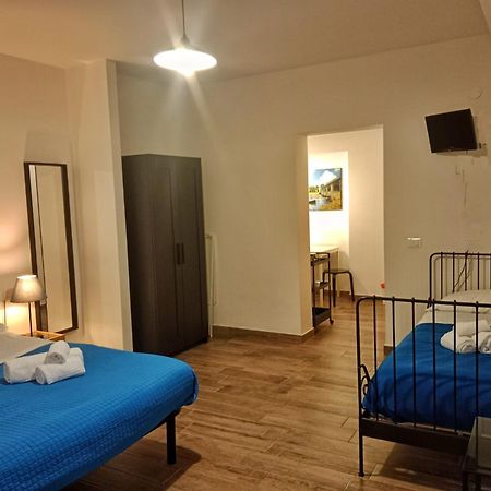 Brezza Marina Studios Монтесильвано Экстерьер фото