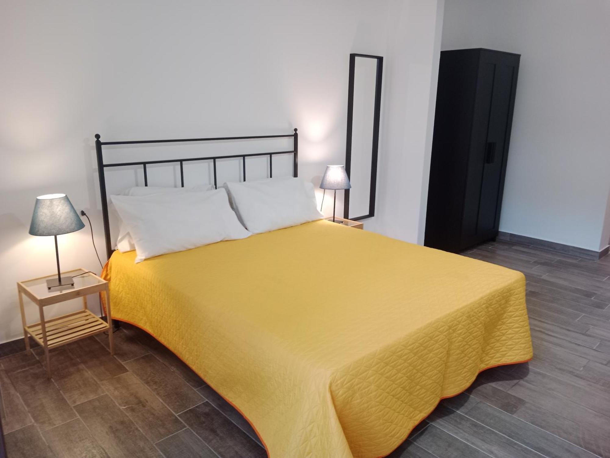 Brezza Marina Studios Монтесильвано Экстерьер фото