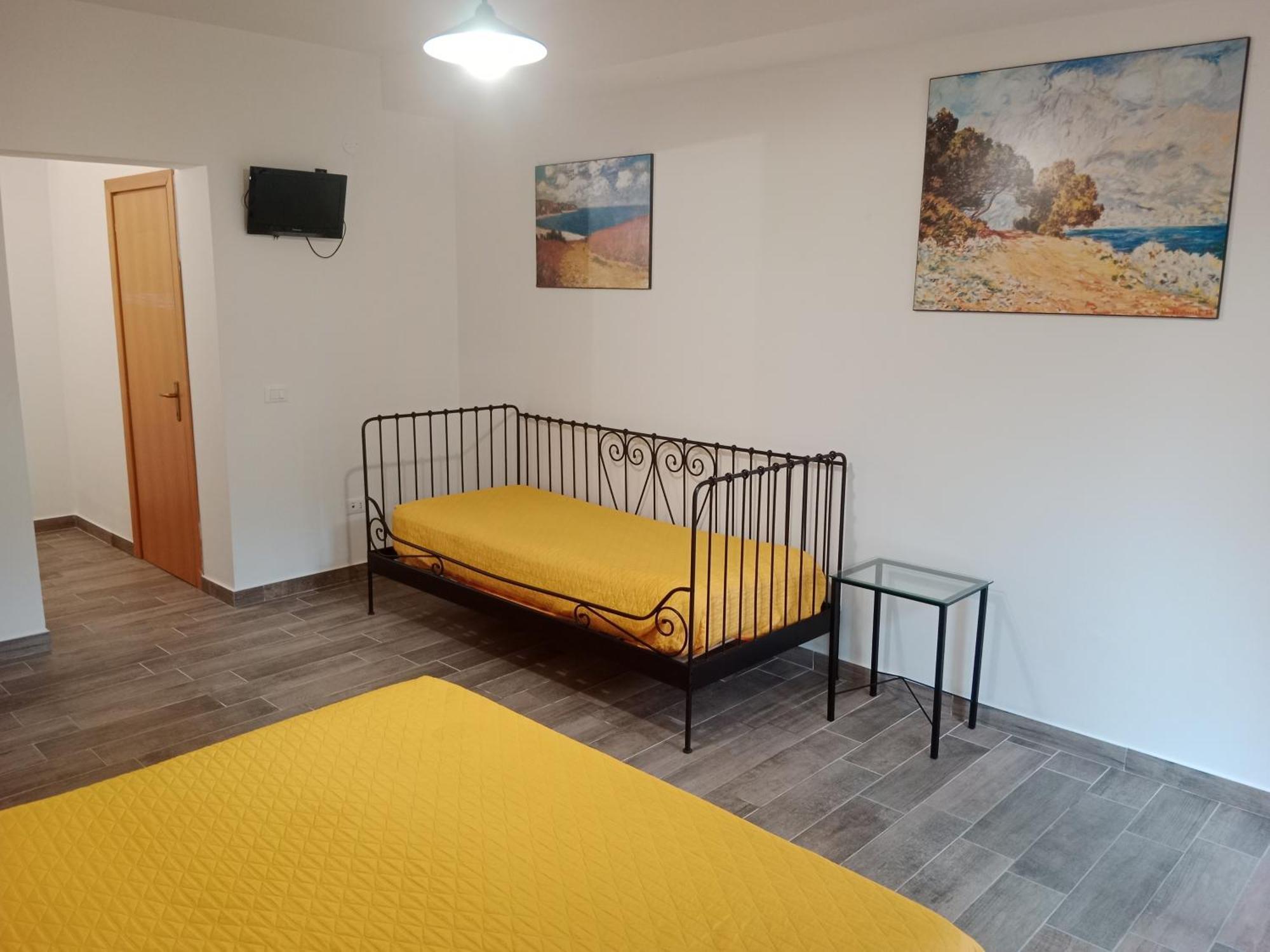 Brezza Marina Studios Монтесильвано Экстерьер фото