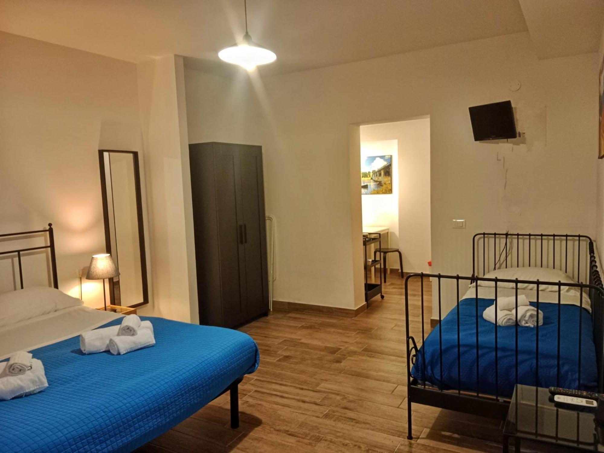 Brezza Marina Studios Монтесильвано Экстерьер фото