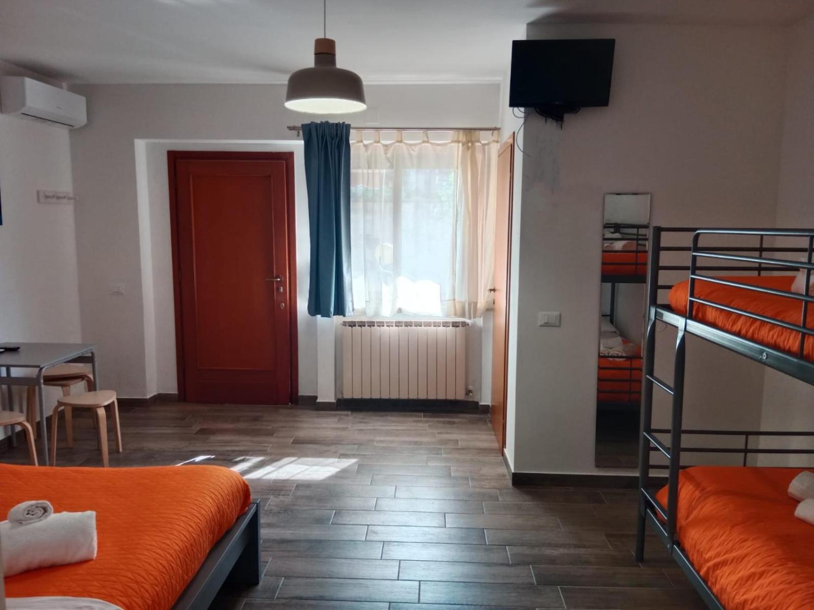 Brezza Marina Studios Монтесильвано Экстерьер фото