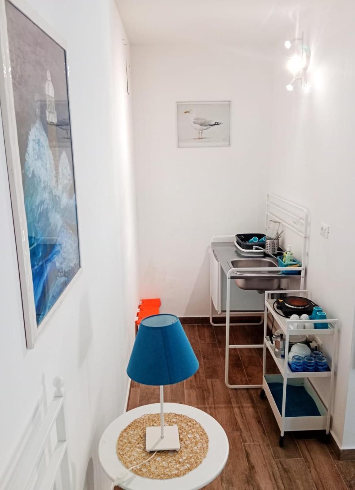 Brezza Marina Studios Монтесильвано Экстерьер фото