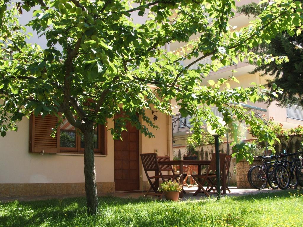 Brezza Marina Studios Монтесильвано Экстерьер фото